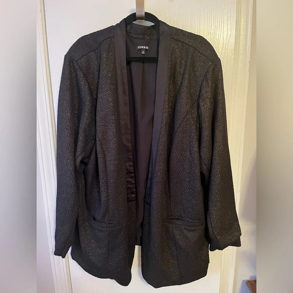 torrid Jackets & Blazers - Torrid blazer 5 black with golden detail all over NYE night out jacket